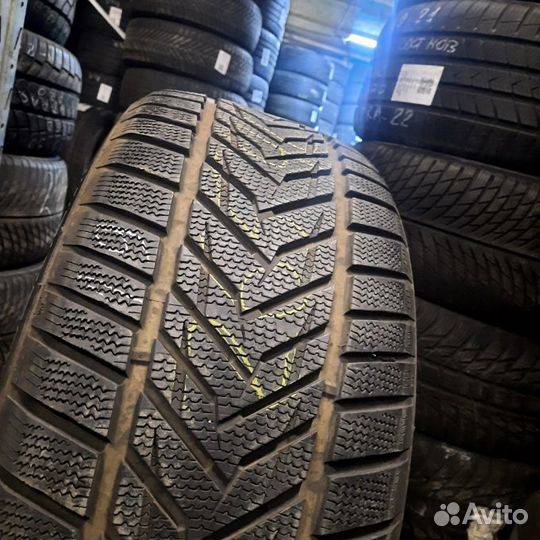 Vredestein Wintrac Xtreme S 265/40 R21