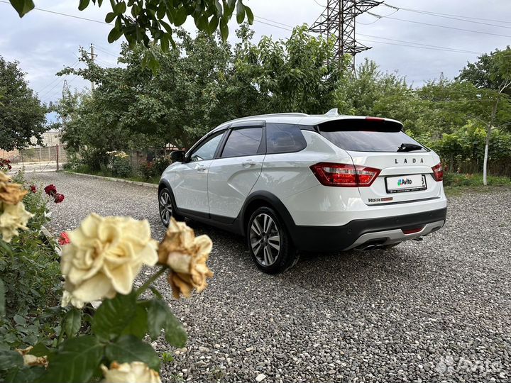 LADA Vesta Cross 1.8 AMT, 2018, 86 000 км