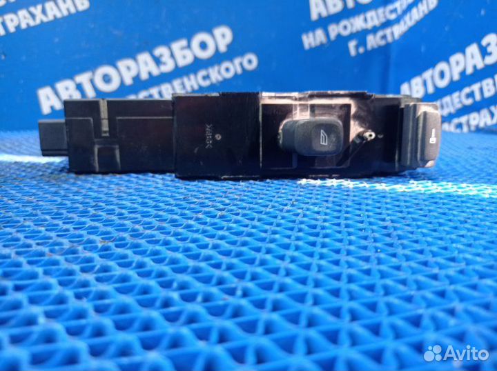 Кнопка стеклоподъемника Volvo S80 седан B6284T