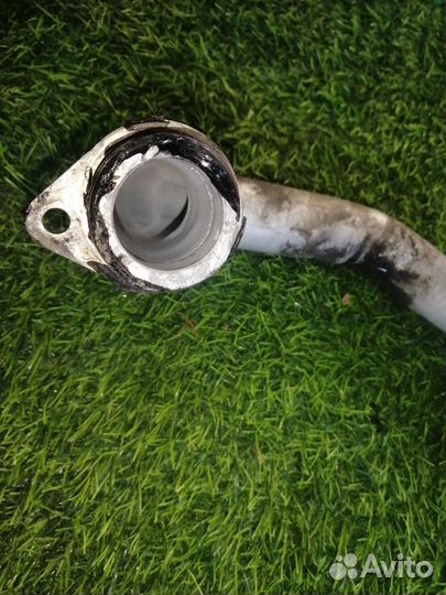 Патрубок системы охлаждения Audi A8 D4 cdra 2012