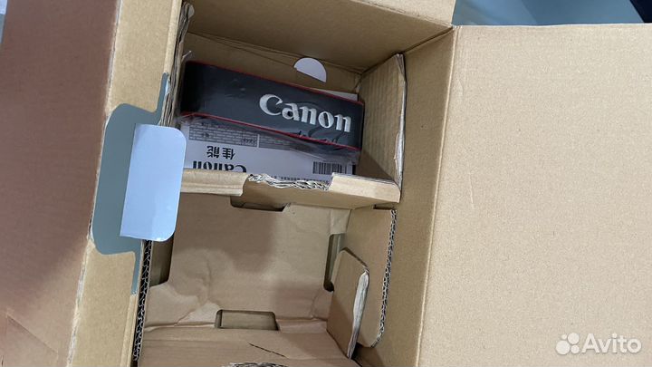 Зеркальный фотоаппарат canon eos 700d kit 18-55