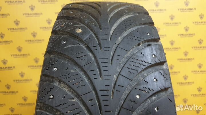 Sava Eskimo Stud 215/65 R16 98T