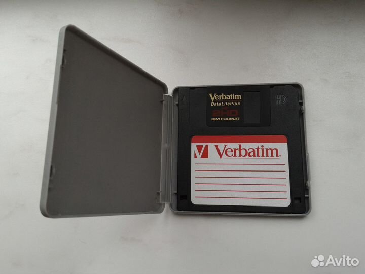 Футляр для дискеты 3,5 дюймов (винтажный)