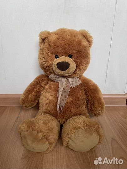 Плюшевый медведь