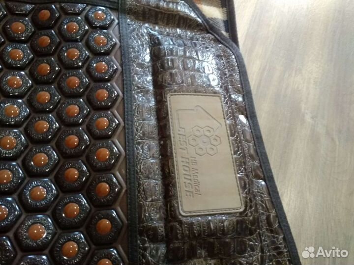 Коврик с подогревом с вставками из минералов