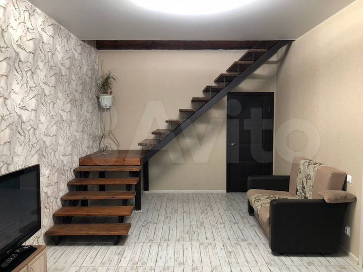 Коттедж 107,8 м² на участке 6 сот.