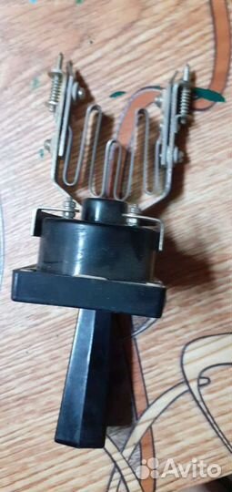 Нагрузояная вилка для проверки заряда акб