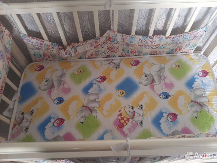 Детская кроватка