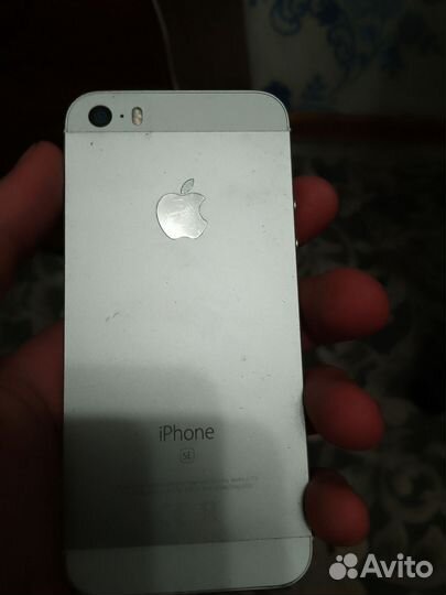 iPhone SE, 32 ГБ