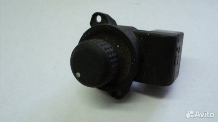 Кнопка управления зеркалами Renault Laguna 1.6