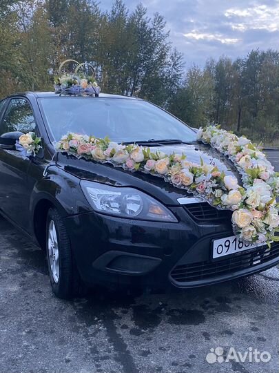 Свадебные украшения на машину