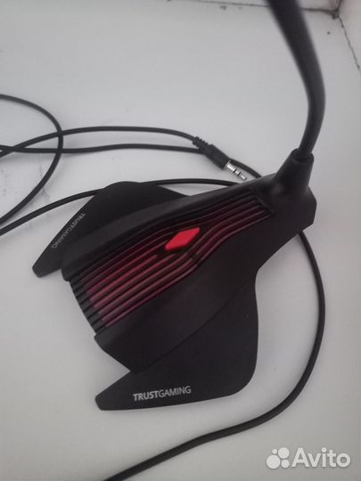 Микрофон TrustGaming