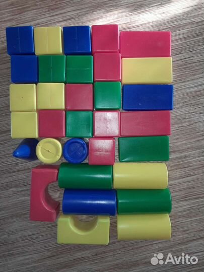 Детские игрушки кубики пластиковые