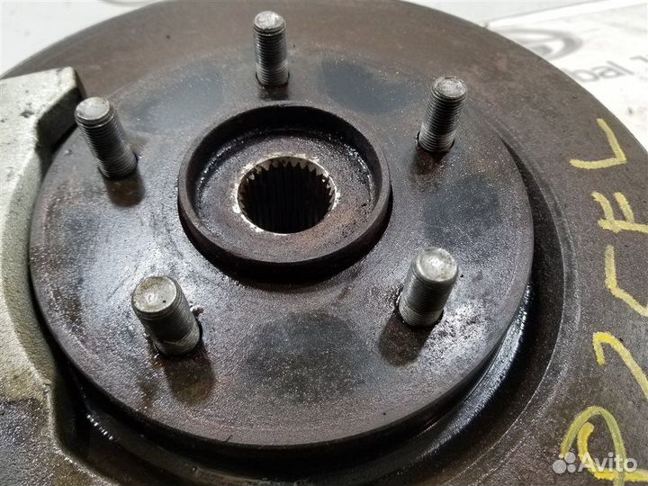 Ступица передняя левая Nissan Leaf AZE0 EM57