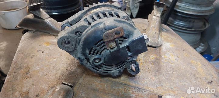 Генератор honda accord 8 1042105890 cu 2.4 k2a4