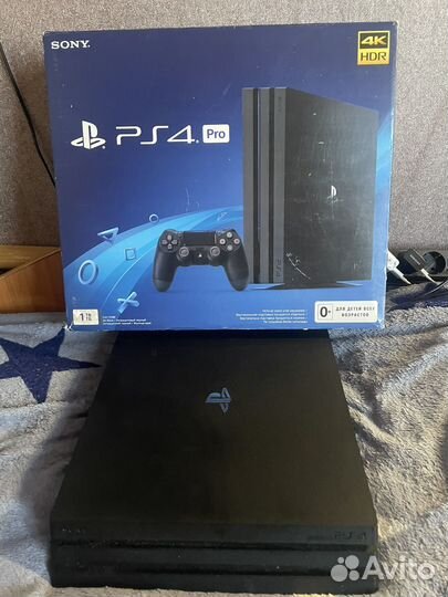 Sony PS4 pro 1tb cuh-7208b