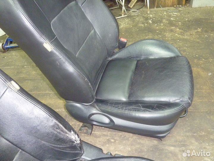 Кожаный салон Mazda 6 GG сидения карты