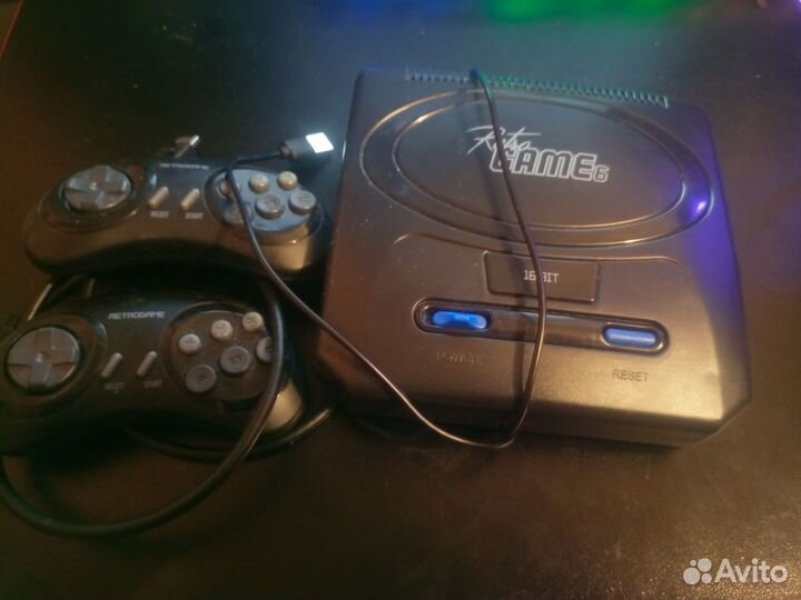 Игровая приставка sega