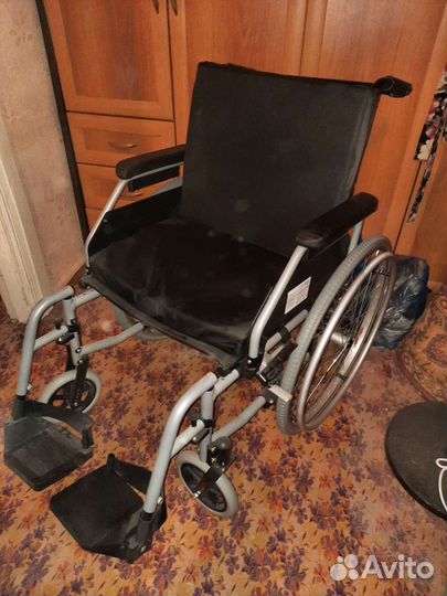 Инвалидная коляска новая