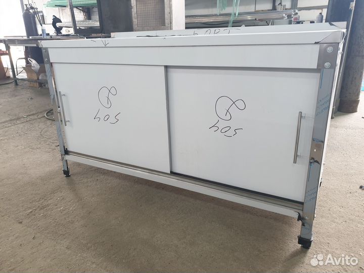 Стол тумба с мойкой от производителя