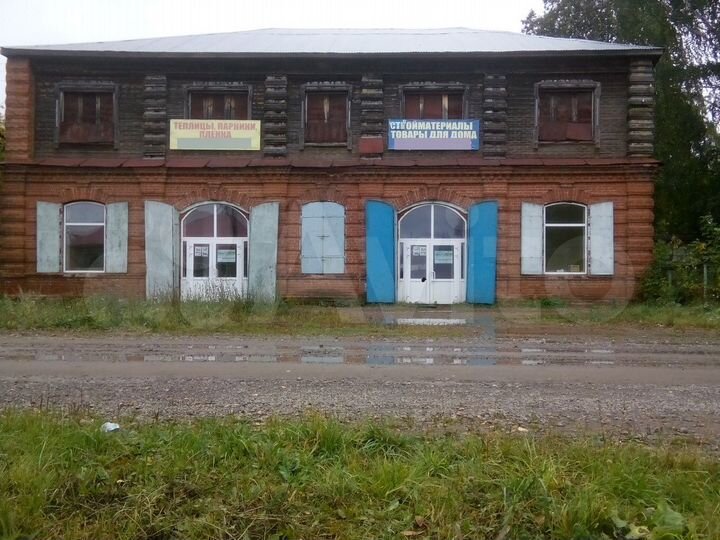 Дом 470 м² на участке 11,3 сот.