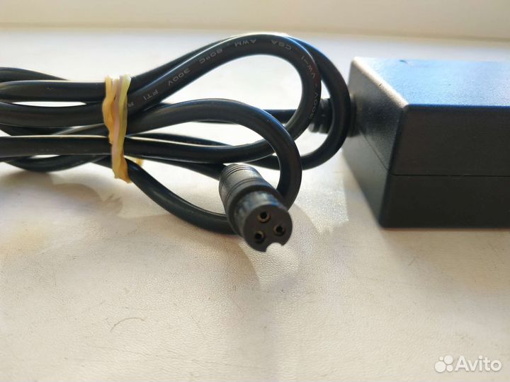 Зарядка для гироскутера-электросамоката