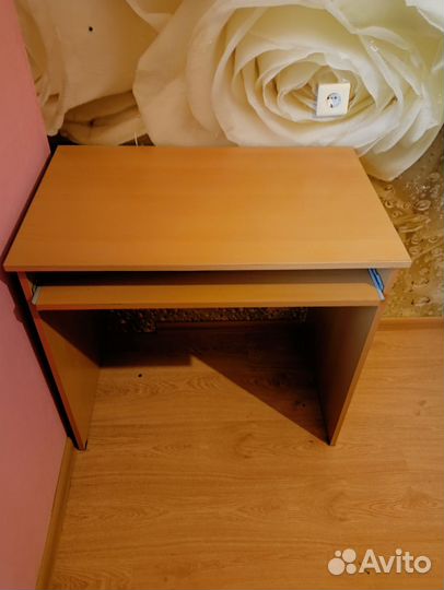 Компьютерный столик бу
