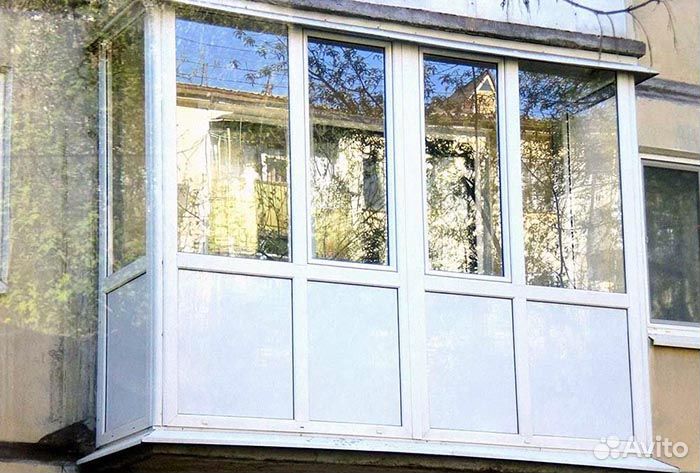 Остекление балкона, лоджии