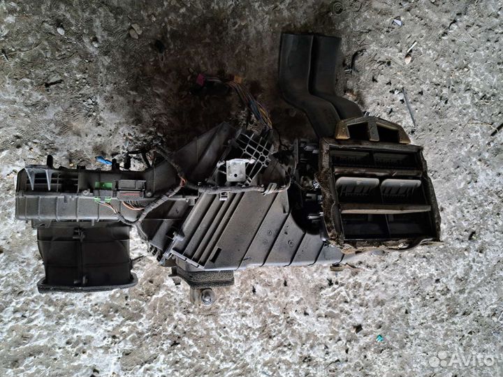 Корпус печки на Porsche Cayenne 955