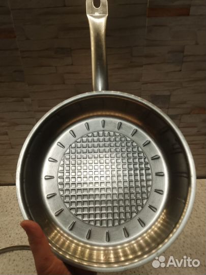 Сковородки Tefal и Universal