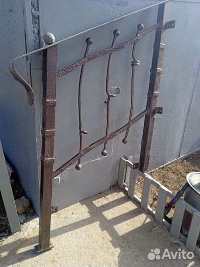 Чугунная кровать СССР Перила. Насос