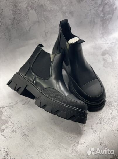 Ботинки женские челси