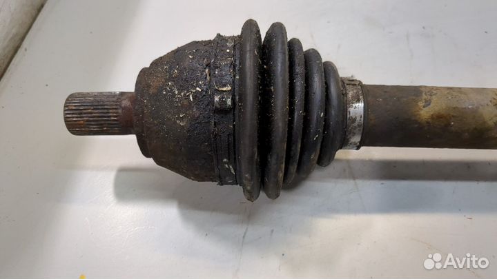 Полуось правая передняя Renault Trafic