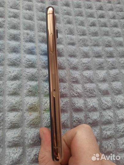 iPhone 11 pro 256 gb gold