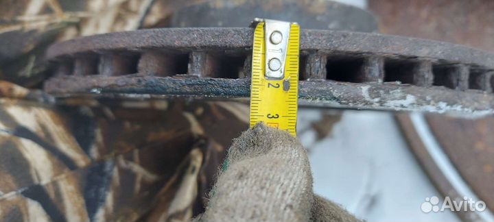 Тормозные дискина Subaru импреза,легаси,форостер