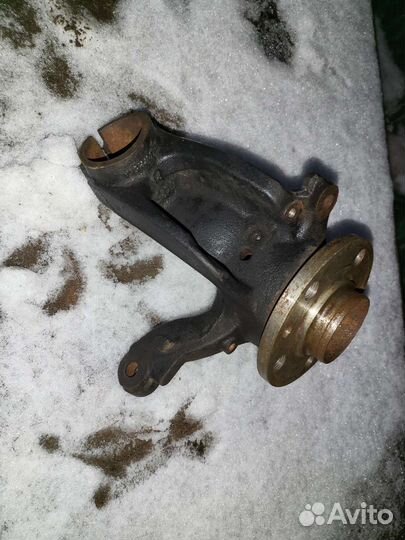 Кулак в сборе передний правый Polo Sedan Rus 2014