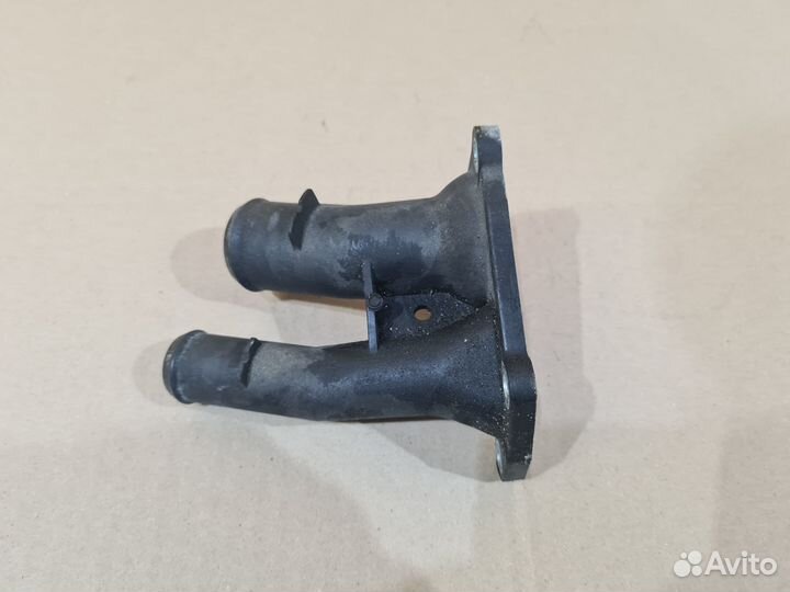 Корпус термостата Ford Focus 3