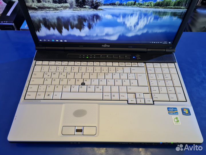 Ноутбук Fujitsu 15.6 Intel i7 офис 1с учеба