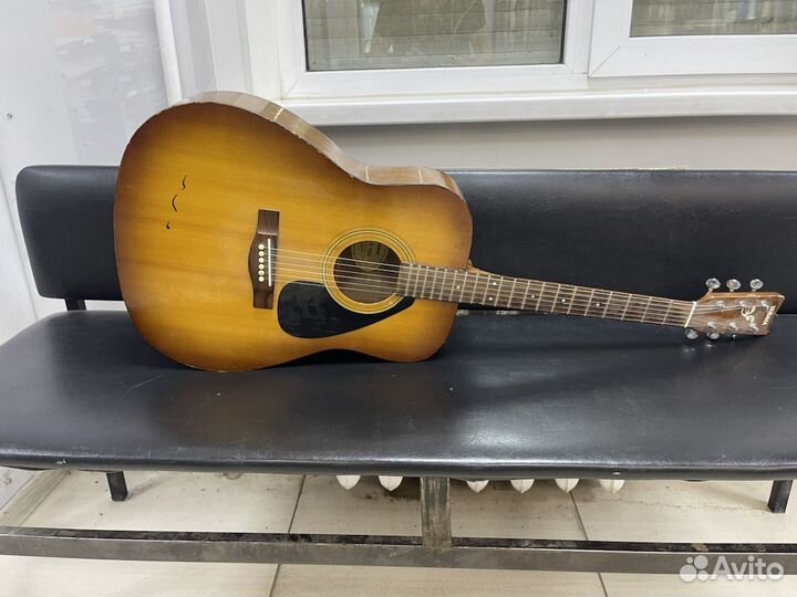 Акустическая гитара Yamaha F310 TBS