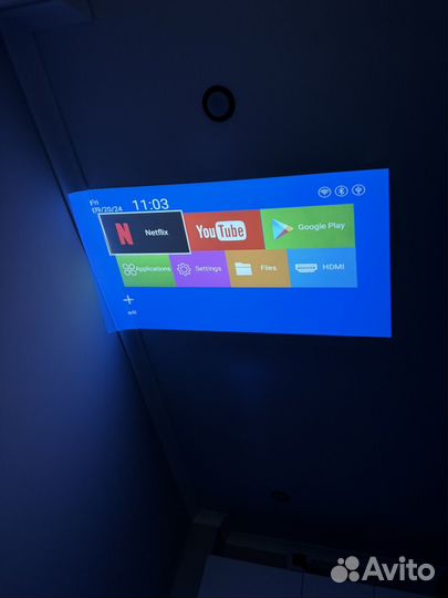 Портативный проектор