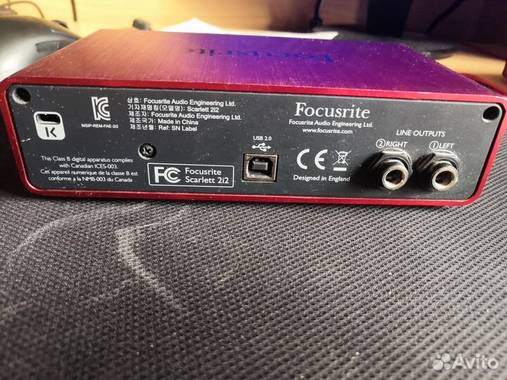 Аудиокарта Focusrite scarlett 2i2 1 gen