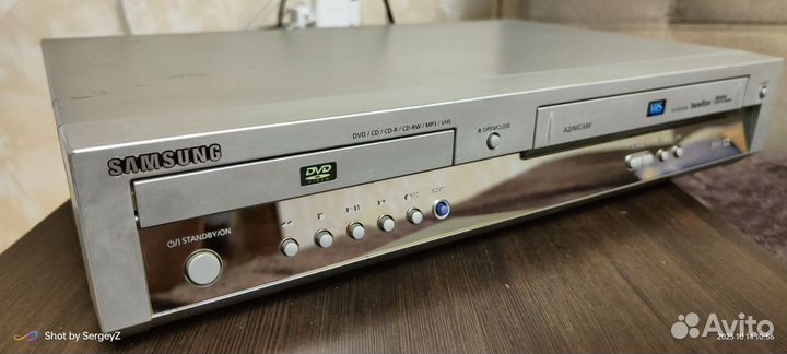 DVD-VHC плеер