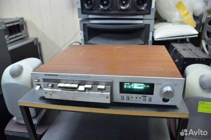 Радиотехника магнитофон-приставка М-201 стерео