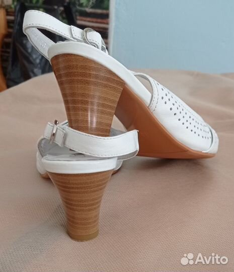 Босоножки натуральная кожа