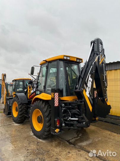 Экскаватор-погрузчик MST M544, 2023