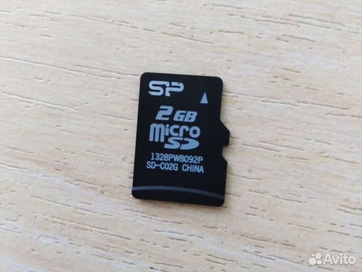 Карта памяти MicroSD