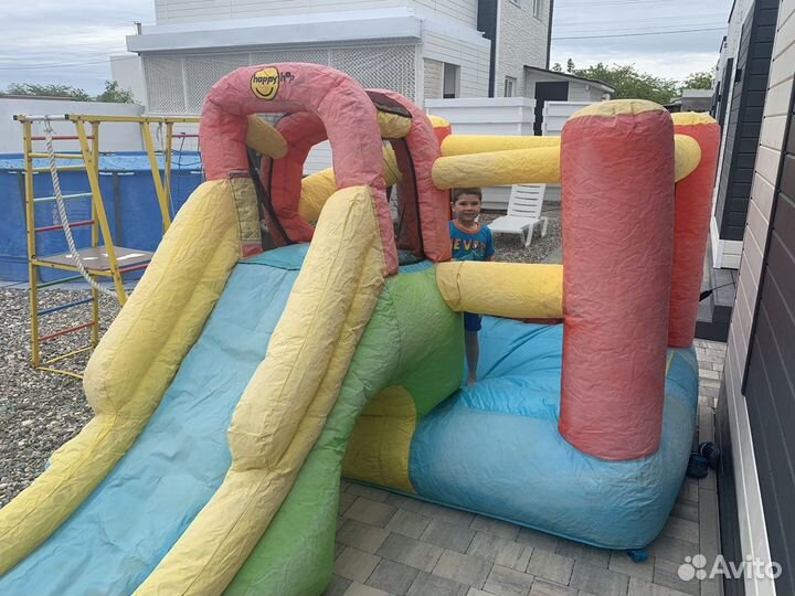 Надувной батут с горкой Happy Hop 9160N