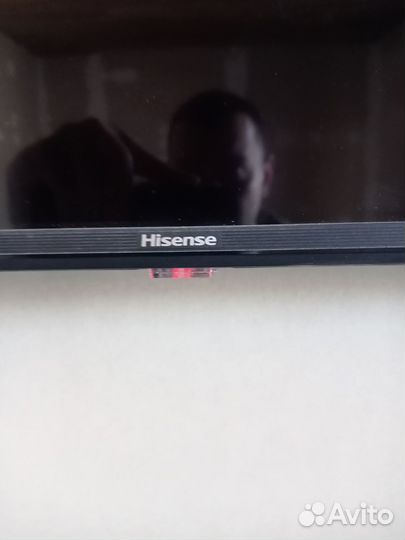 Продам телвиз на запчасти Hisense 65 A6BG дюймов