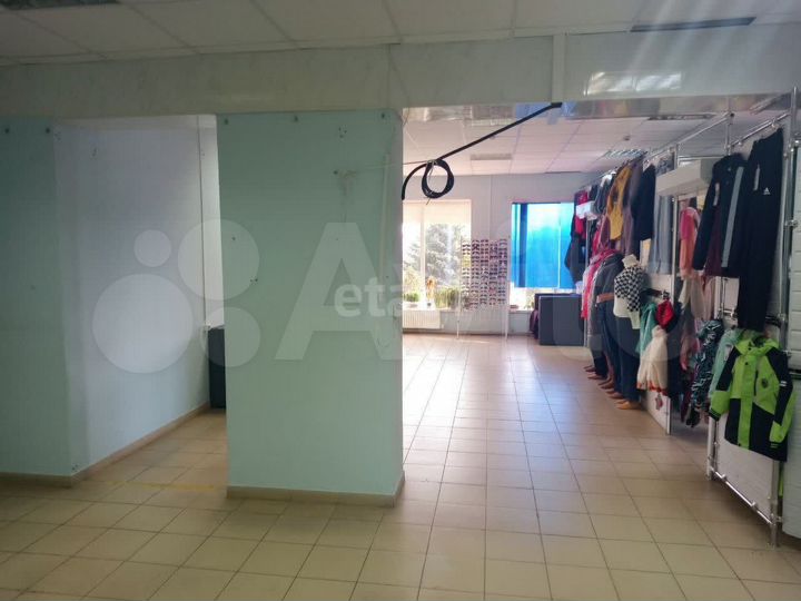 Продам торговое помещение, 662.3 м²