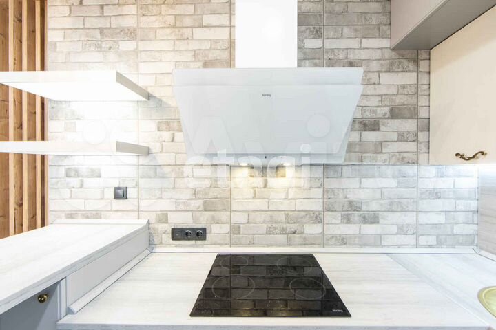 3-к. квартира, 106,5 м², 16/17 эт.